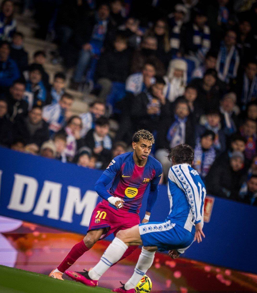 艰难，随着巴萨2-0守住榜首！西甲最新积分榜出炉，黄潜升至第