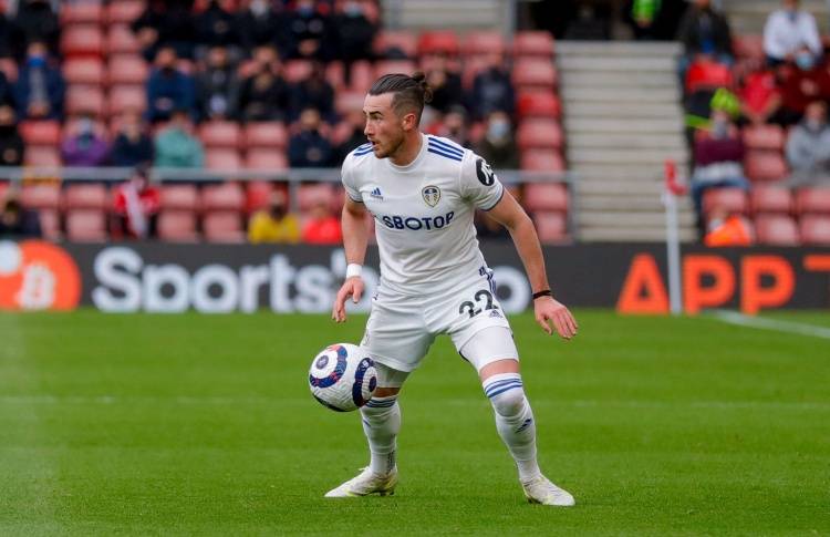 TA：佛罗伦萨商谈引进利兹联前锋哈里森，交易成行可能性很大